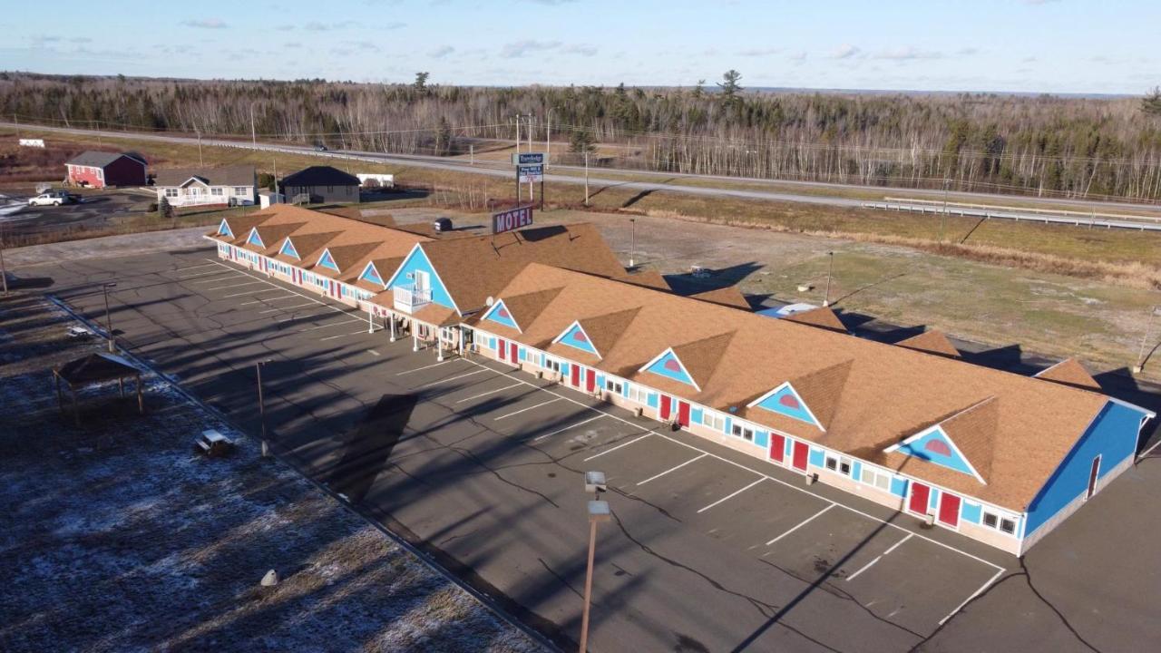 Travelodge By Wyndham Fredericton Buitenkant foto